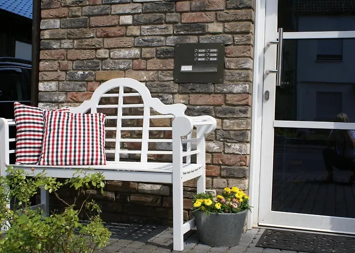 Mit Gartenblick Cologne