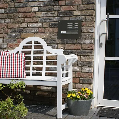 Mit Gartenblick ケルン